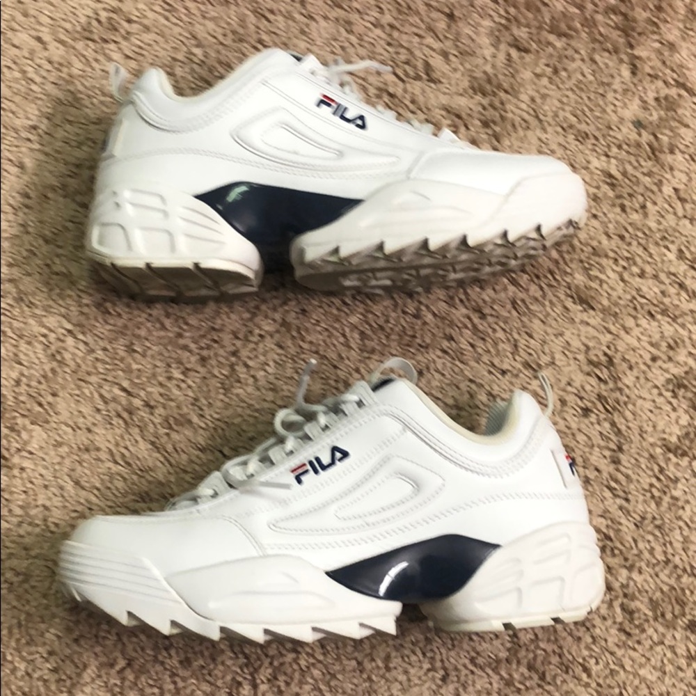 FILA - Picture 2 of 7